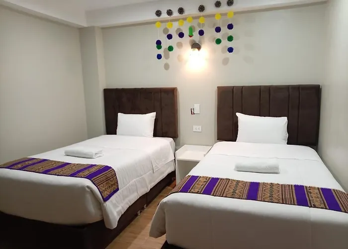 Inti Qhawana Hotel *